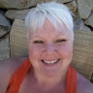 Meet your Posher, Teddi